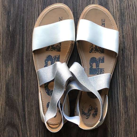 sorel ella sandal white